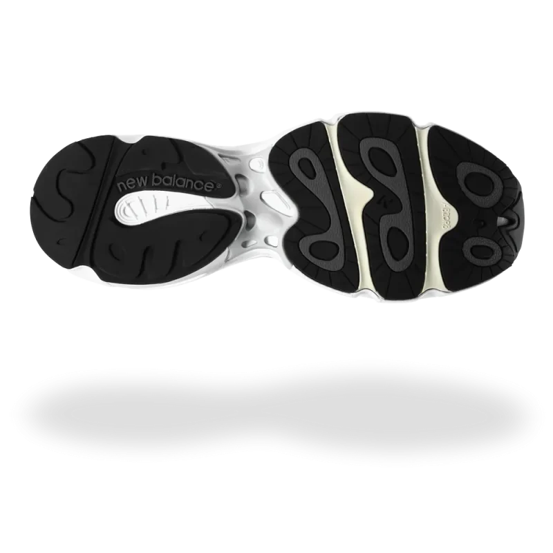 زیره کتونی نیوبالانس کد 20030 از برند کوهبر، زیره‌ای سبک، مقاوم و ضدلغزش برای تولید کتونی اسپرت و فشن. طراحی ارگونومیک و بادوام، مناسب کارگاه‌ها و تولیدکنندگان کفش با فروش عمده.