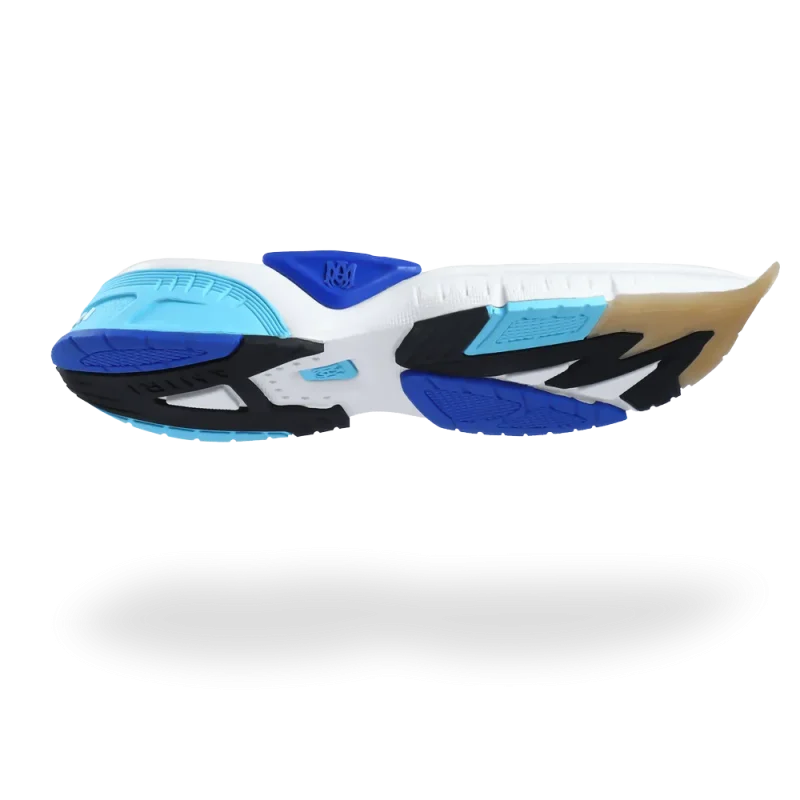 زیره کتونی امیری کد 2907 از برند کوهبر، زیره کتونی اسپرت از جنس PU سبک و بادوام با طراحی ارگونومیک و ضدلغزش. مناسب تولید کتونی‌های روزمره و اسپرت، با فروش عمده زیره کفش کوهبر.